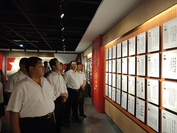 隴運集團公司黨委開展“不忘初心、牢記使命”紀念建黨98周年主題黨日活動