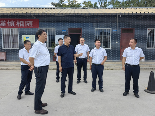 黨委書(shū)記、董事長(zhǎng)張宏偉在成縣片單位開(kāi)展工作調(diào)研