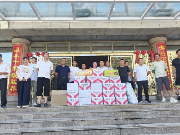 隴南市總工會在隴運集團公司開展“夏送清涼”慰問活動