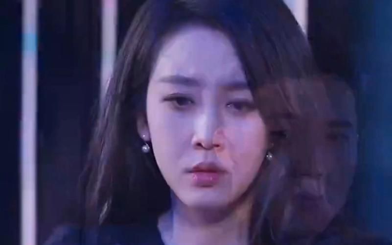 離婚冷她三年后，霍總膝蓋跪穿了(全集)