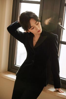 離婚后，霸總天天想娶我(全集)